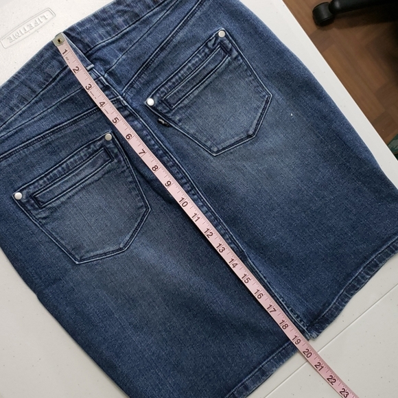 LEVI'S skirt - Picture 9 of 10